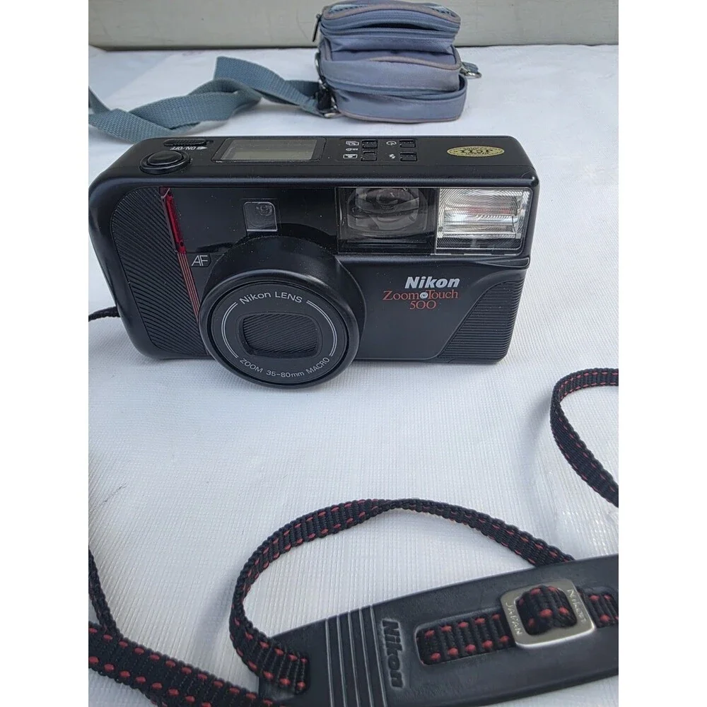 Nikon Zoom Touch 500 AF 35mm Film Camera 35-80mm Macro Lens QUARTZ DATE